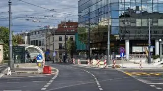 Drogowcy prowadzą prace przy placu Bankowym