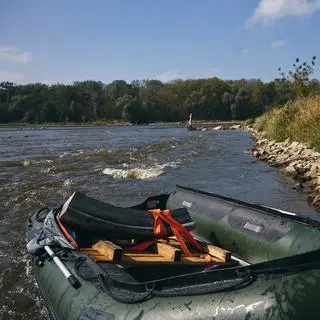 Wisła odsłoniła fragmenty Villi Regii