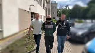 Policjanci zatrzymali podejrzanego o handlowanie narkotykami na Małej