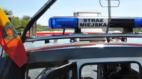 Usłyszeli krzyk na Wiśle. W łodzi były cztery osoby