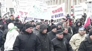 Protest na placu Trzech Krzyży