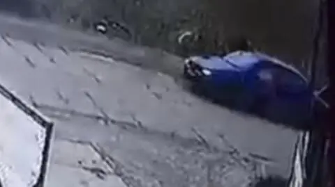 Rowerzystka potrącona przez auto trafiła do szpitala