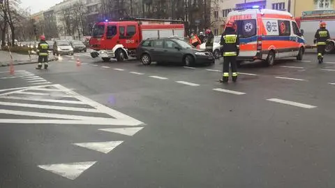 Trzy auta zderzyły się na Mokotowie