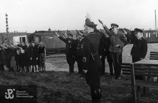 Nieznane fotografie wzbogaciły zbiory Muzeum Powstania Warszawskiego 