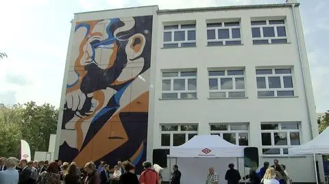 Na woli powstał mural przedstawiający prof. Bronisława Geremka 