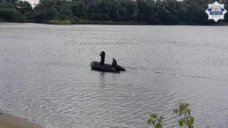 Wznowiono poszukiwania nastolatków, którzy wpadli do Wisły