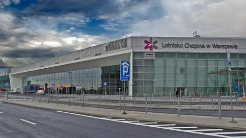 Wygodniej na Lotnisku Chopina. Z pociągu do terminalu, otwierają taras