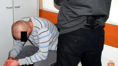 Uderzał kamieniem w tył głowy i okradał 