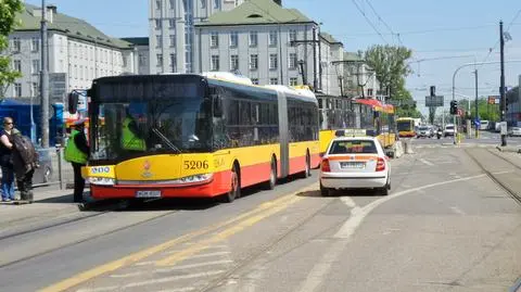 Zepsuty autobus zablokował tramwaje