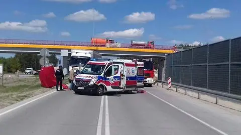 Zginął pieszy potrącony przez tira
