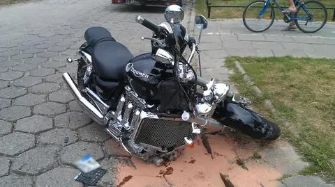 Motocykl zderzył się z saabem 