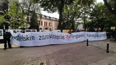 Protest przed Trybunałem Konstytucyjnym