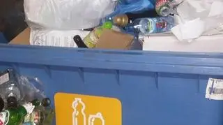 Przepełniona altana przy Zamkowej na Targówku