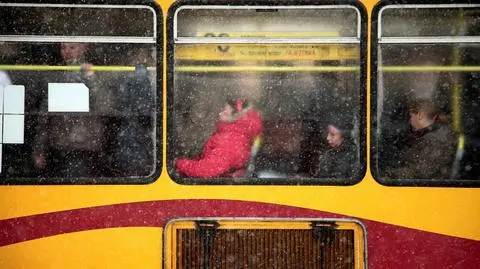 Opóźnienia w komunikacji sięgały 2 godzin