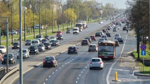 Apelują o buspas na Puławskiej. "Nie możemy się dusić"