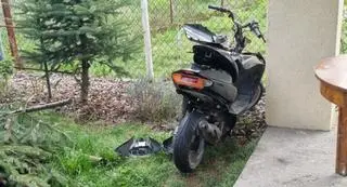 Policjanci odnaleźli kradzione skutery