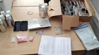 Próbowali wprowadzić na rynek fiolki z płynną tabletką gwałtu