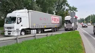 Motocyklista wywrócił się na Wisłostradzie