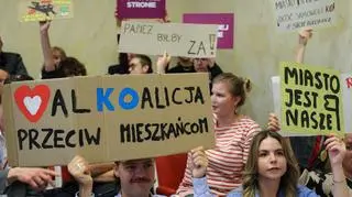 Decyzja, która wywołała burzę. Radni tłumaczą, o co poszło z nocną prohibicją