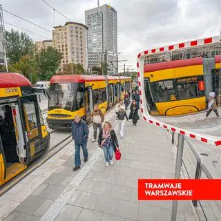 Id ronda Zgrupowania AK "Radosław" do mostu tramwaje jeżdżą po nowych torach