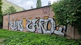 Nielegalne graffiti na Ochocie