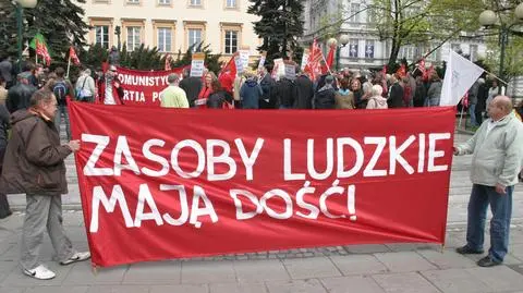 Święto Pracy: socjaliści i narodowcy przeszli przez centrum