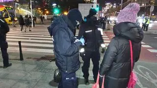 Protest przy metrze Świętokrzyska