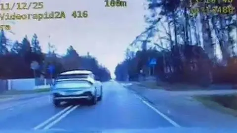 Kierowca odpowie przed sądem za wyprzedzanie przed przejściem dla pieszych radiowozu