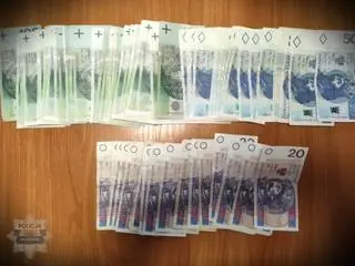 Pijany, z czynnym zakazem kierowania pojazdami jechał drogą S8