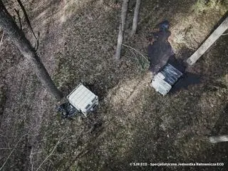 Pojemniki z nieznanymi substancjami w powiecie Wołomińskim