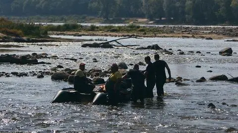 Wisła odsłoniła fragmenty Villi Regii