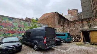 Zinedine Zidane zostawił autograf na praskim murze
