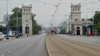 Zamknięty przejazd w stronę centrum