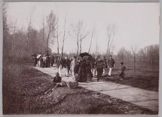 Konrad Brandel, Majówka Klubu Wioślarskiego na Saskiej Kępie, ok. 1892, 