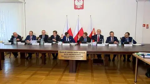 Chcą odszkodowania od komisji Jakiego za "obrazę honoru rodziny"
