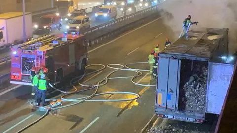 Na trasie S8 spłonęła ciężarówka