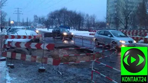 Wyrwa na Mokotowie. "Na wielkość samochodu kombi albo większa"