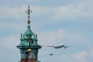 Próbny przelot przed Świętem Wojska Polskiego