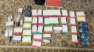 Policja rozbiła grupę handlującą lekami z morfiną