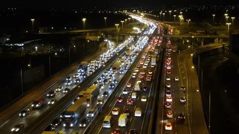 Dwie kolizje na S8. Kierowcy utknęli w 10-kilometrowym  korku