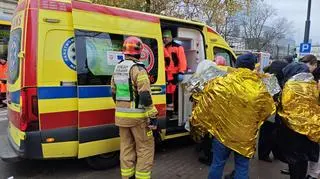Akcja służb po wypadku w alei "Solidarności"