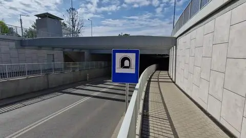 Tunel w Sulejówku w ciągu DW 638