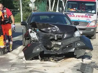 Ford wylądował na jednej z posesji