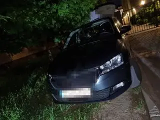 Policja zatrzymała ich po próbie kradzieży katalizatora