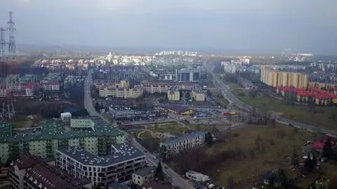 Blok przy bloku, auto za autem. Białołęka się dusi i chce pomocy