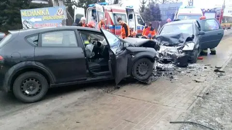 Czołowe zderzenie na Ostródzkiej