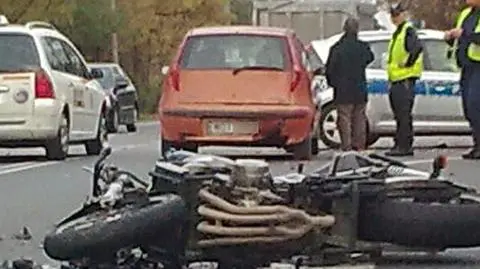 Wjechał w tył fiata, trafił do szpitala