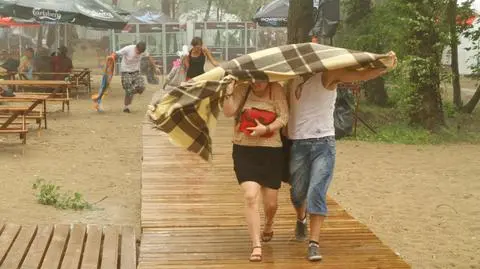 Krótkie załamanie pogody: ulewa z gradobiciem