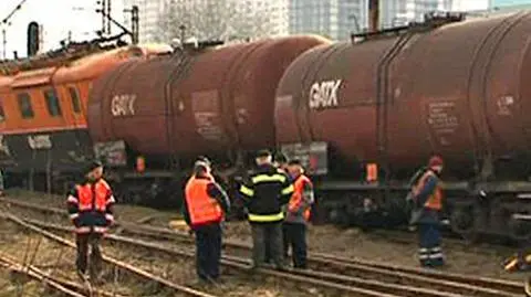 Wypadł z torów: akcja potrwa kilka godzin