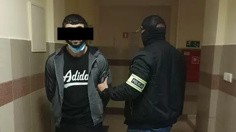 Policja: pobili, grozili nożem, ukradli telefon i portfel